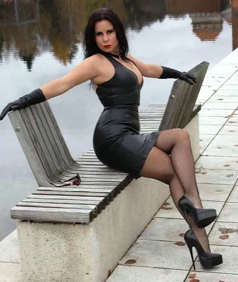 brigitte-libertine-creteil